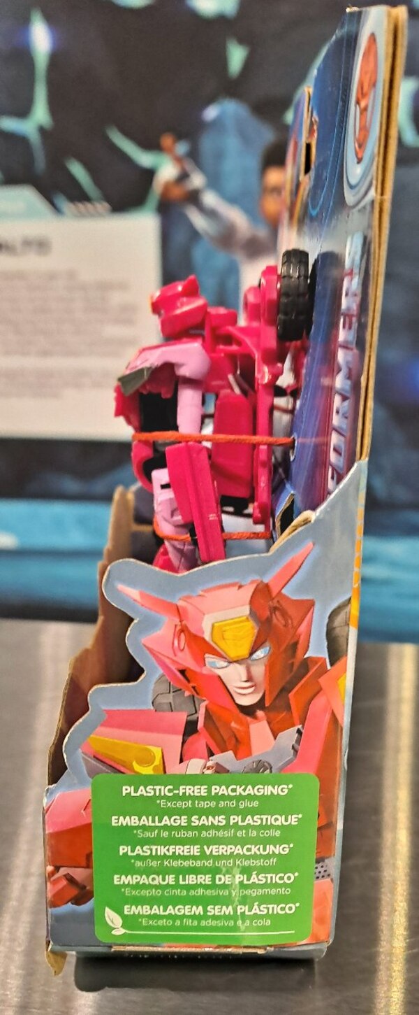 Image Of Transformers Earthspark Elita 1 Warrior In Package  (14 of 49)